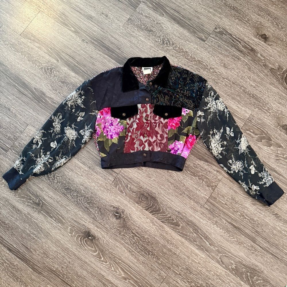 Studio Mixed Media Floral Lightweight Jacket